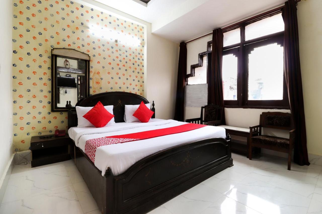 Oyo 40431 Hotel Amar Prem Lucknow Bagian luar foto