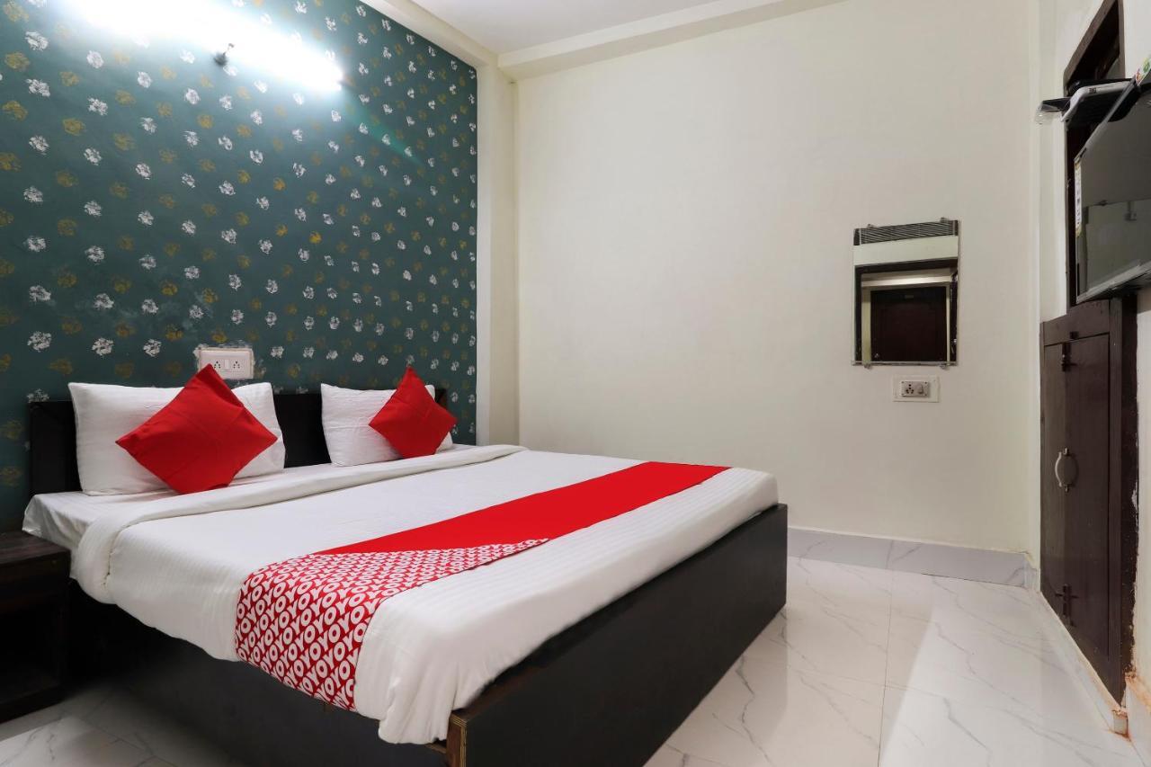 Oyo 40431 Hotel Amar Prem Lucknow Bagian luar foto